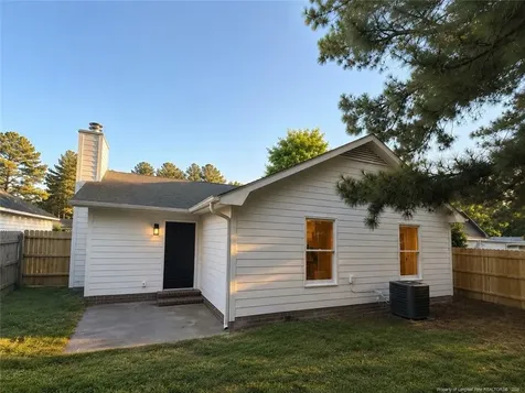 1124 Hoke Loop Road Fayetteville NC 28314