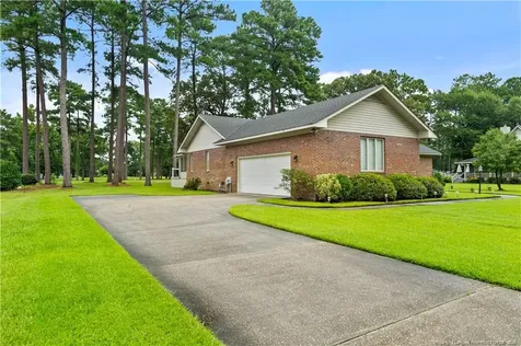 4155 Bent Grass Drive Fayetteville NC 28312