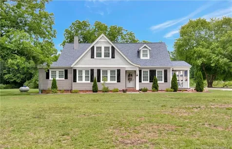 6290 Regan Church Road Lumberton NC 28358