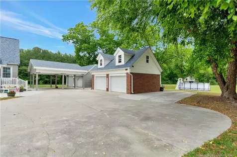 6290 Regan Church Road Lumberton NC 28358