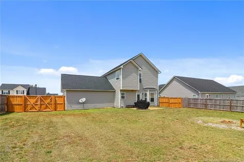1425 Kershaw Loop Fayetteville NC 28314