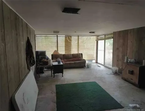 6245 Cliffdale Road Fayetteville NC 28314