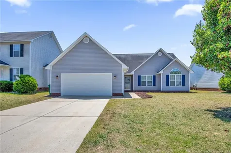 1421 Avoncroft Drive Fayetteville NC 28306