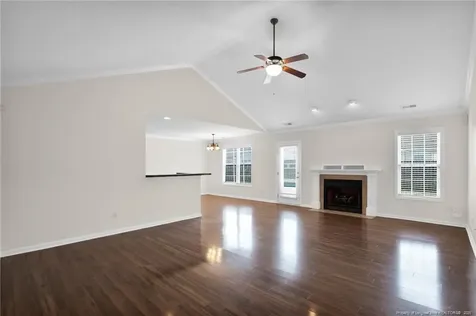 1421 Avoncroft Drive Fayetteville NC 28306