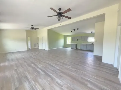 190 Deaton Road Raeford NC 28376