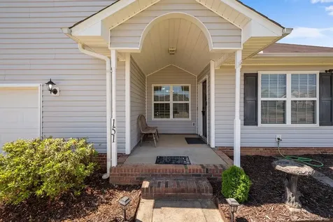 151 Mayor Court Raeford NC 28376
