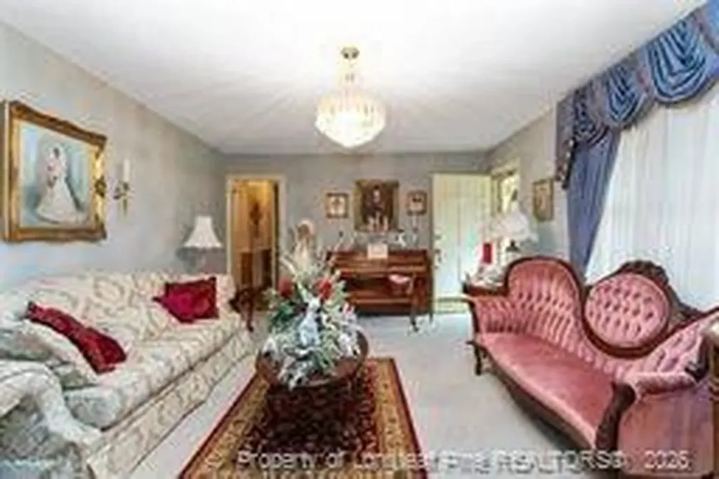 303 Chaucer Court Dunn NC 28334
