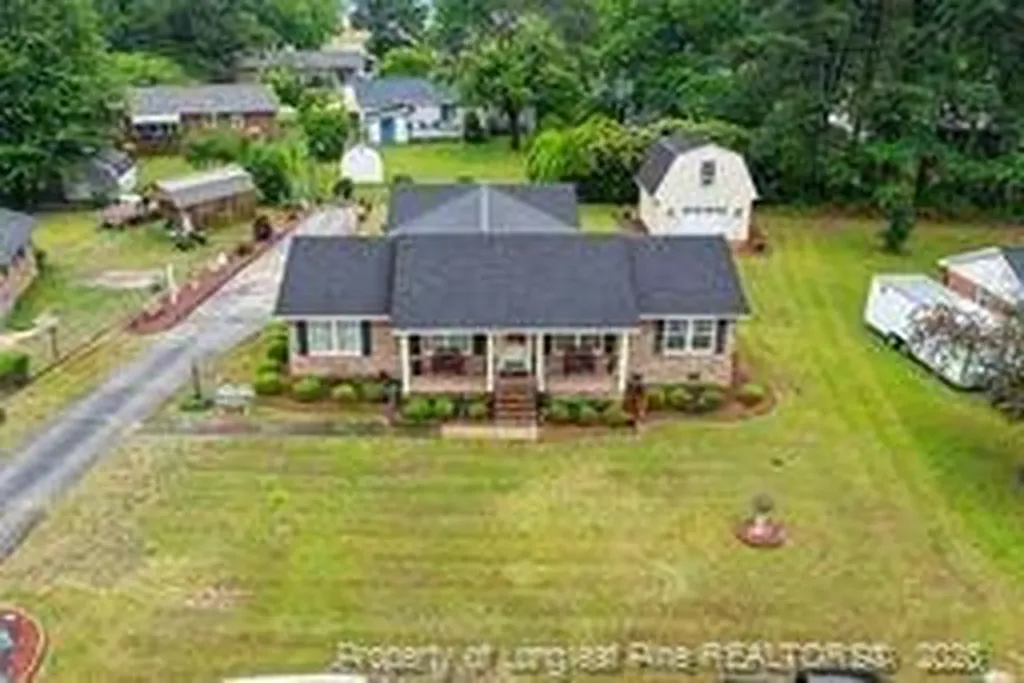 303 Chaucer Court Dunn NC 28334