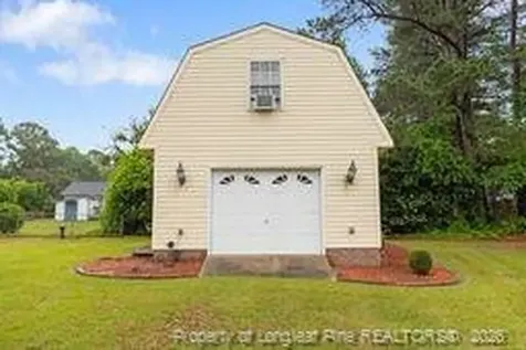 303 Chaucer Court Dunn NC 28334