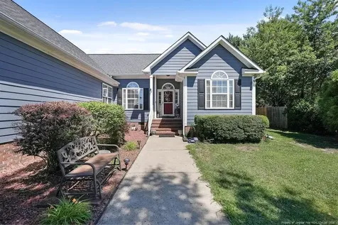 5952 Blue Sky Lane Hope Mills NC 28348