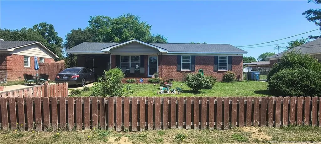 311 Glen Canyon Drive Fayetteville NC 28303