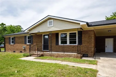 5301 Lowery Court Fayetteville NC 28303