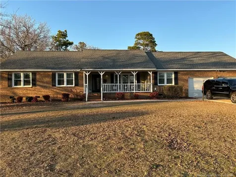 6520 Bagdad Road Fayetteville NC 28306