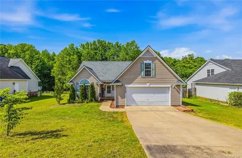 7736 Redwood Avenue Fayetteville NC 28314