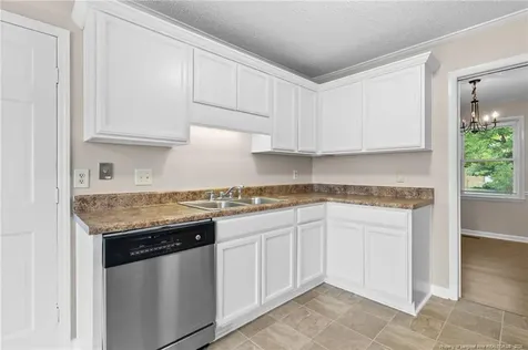 2109 Hollyridge Place Fayetteville NC 28304