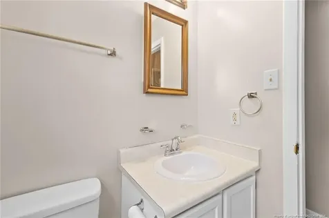 2109 Hollyridge Place Fayetteville NC 28304