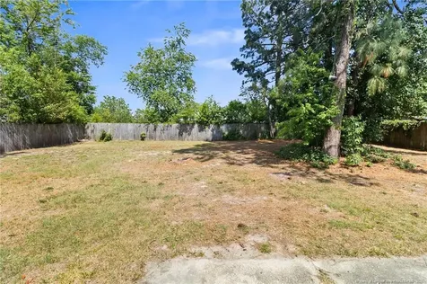 2109 Hollyridge Place Fayetteville NC 28304