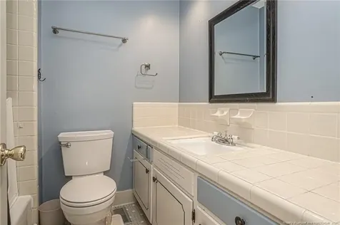 605 Dandridge Drive Fayetteville NC 28303
