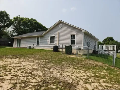 5693 A Archer Road Hope Mills NC 28348