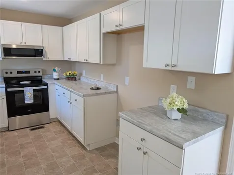 808 Weiss Avenue Fayetteville NC 28305