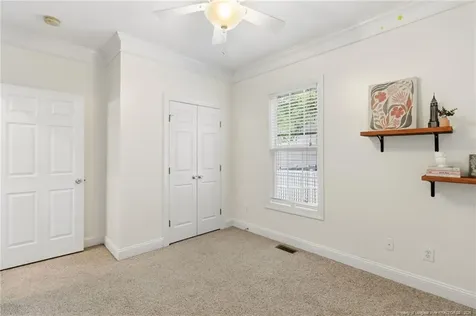 327 Ridgeway Court Fayetteville NC 28311