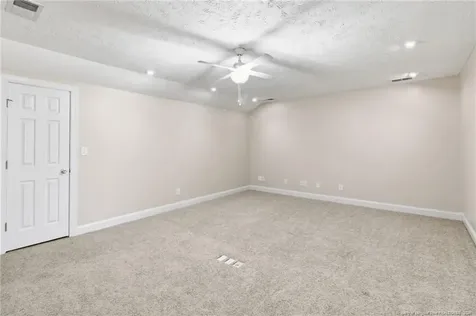 327 Ridgeway Court Fayetteville NC 28311