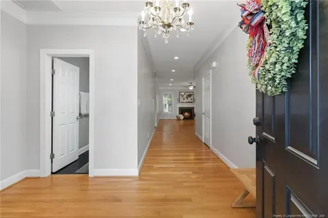327 Ridgeway Court Fayetteville NC 28311