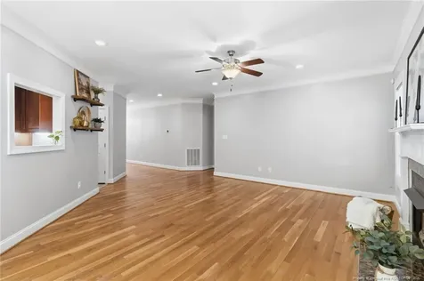 327 Ridgeway Court Fayetteville NC 28311