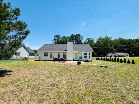 687 Overhills Road Linden NC 28356