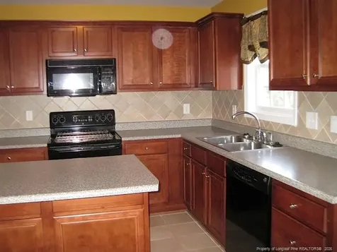 91 Union Circle Lillington NC 27546