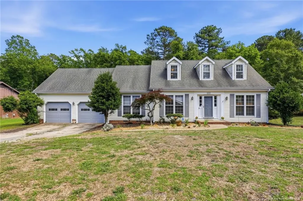 2337 Rolling Hill Road Fayetteville NC 28304