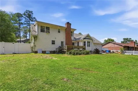 2337 Rolling Hill Road Fayetteville NC 28304