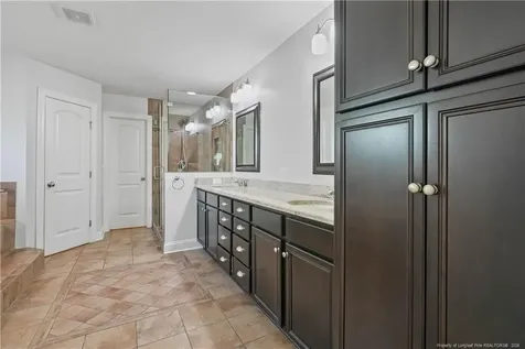 439 W Summerchase Drive Fayetteville NC 28311