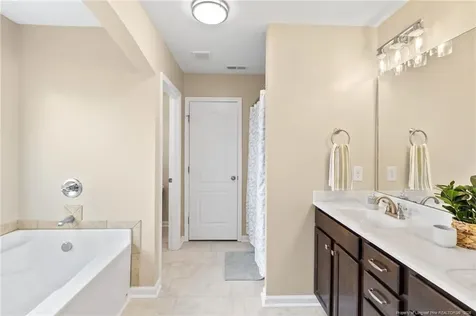 454 Blackhawk Lane Raeford NC 28376