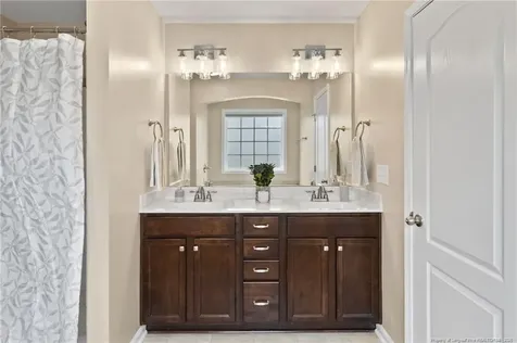 454 Blackhawk Lane Raeford NC 28376