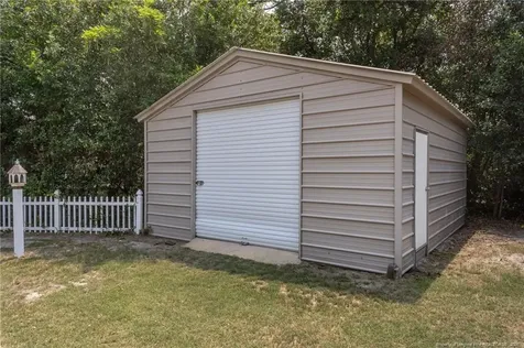 2119 Hollyridge Place Fayetteville NC 28304