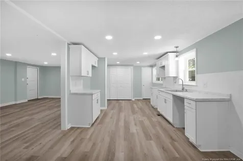 838 W 3rd Avenue Red Springs NC 28377