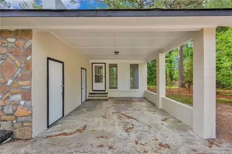 838 W 3rd Avenue Red Springs NC 28377