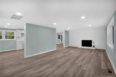 838 W 3rd Avenue Red Springs NC 28377