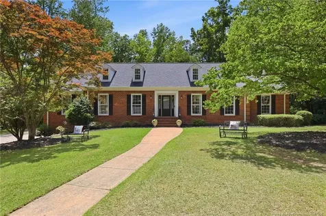 610 St. Georges Hill Fayetteville NC 28303