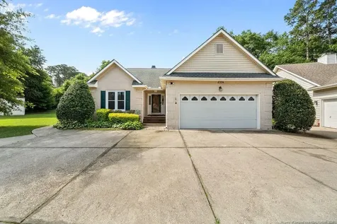 6234 Falkland Court Fayetteville NC 28311