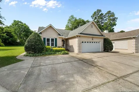 6234 Falkland Court Fayetteville NC 28311