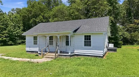 5854 E Main Street Bailey NC 27807