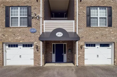 208 Fountainhead Lane Fayetteville NC 28301
