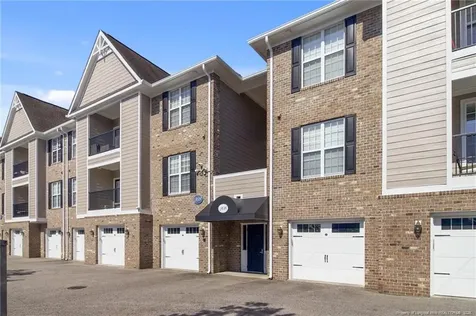 208 Fountainhead Lane Fayetteville NC 28301