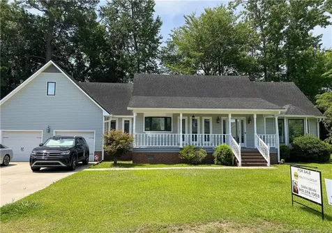 216 Stirling Drive Lumberton NC 28358