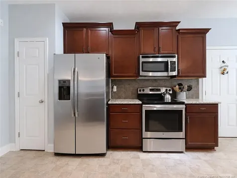 2450 Market Hill Drive Fayetteville NC 28306