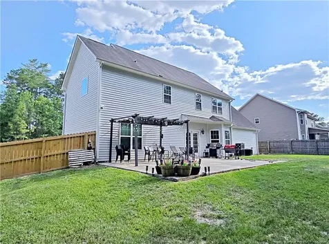 2450 Market Hill Drive Fayetteville NC 28306