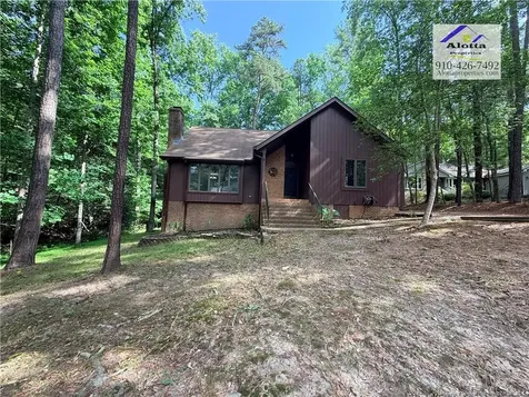 5004 Cardinal Circle Sanford NC 27332