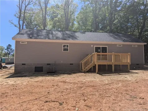 110 Holmes Lane Robbins NC 27325